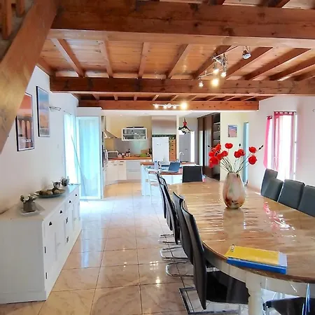 Belle Famille - Piscine - Entre Et Montagne Villa *